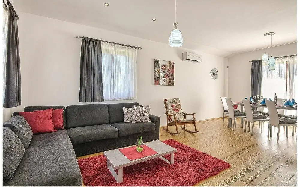 Amazing Home in Valtura With Wifi and 3 Bedrooms