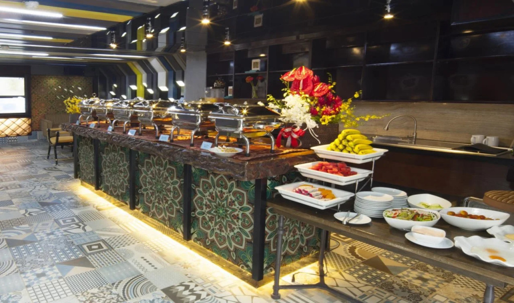 KiN Hotel Đông Du