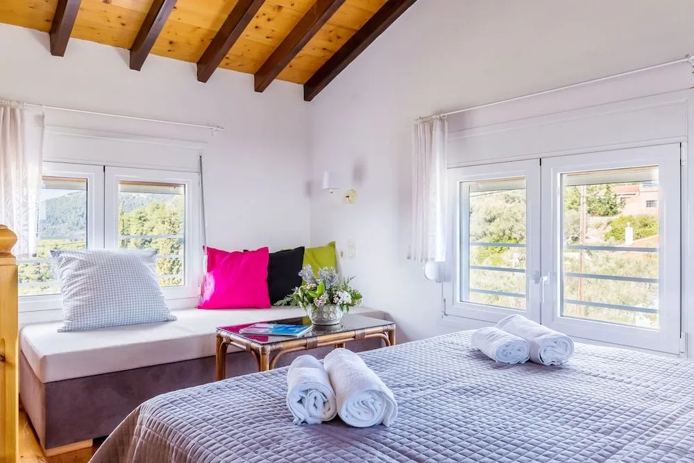 Villa Thea Studios & Apartments