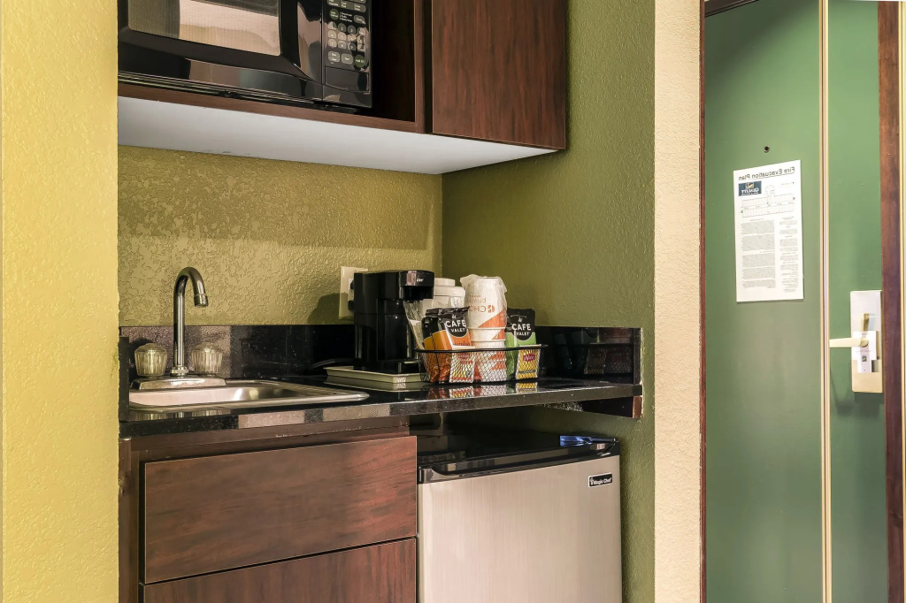 Quality Inn & Suites Columbia I-70