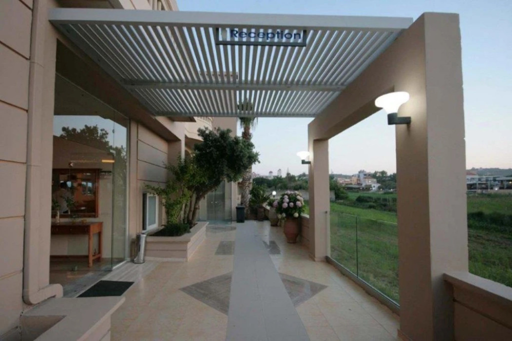 Castro Beach Hotel