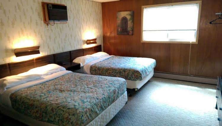 Huron Inn