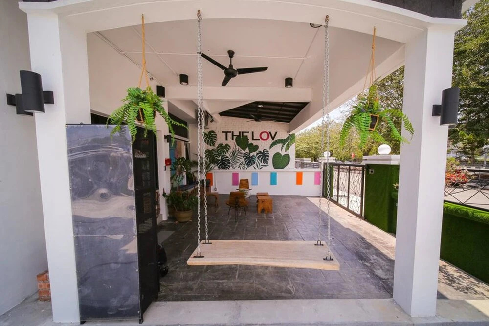 The Best Hotel in Bayan Lepas - THE LOV PENANG