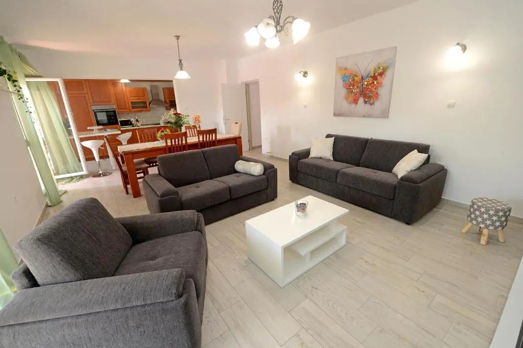 Apartman Adriana