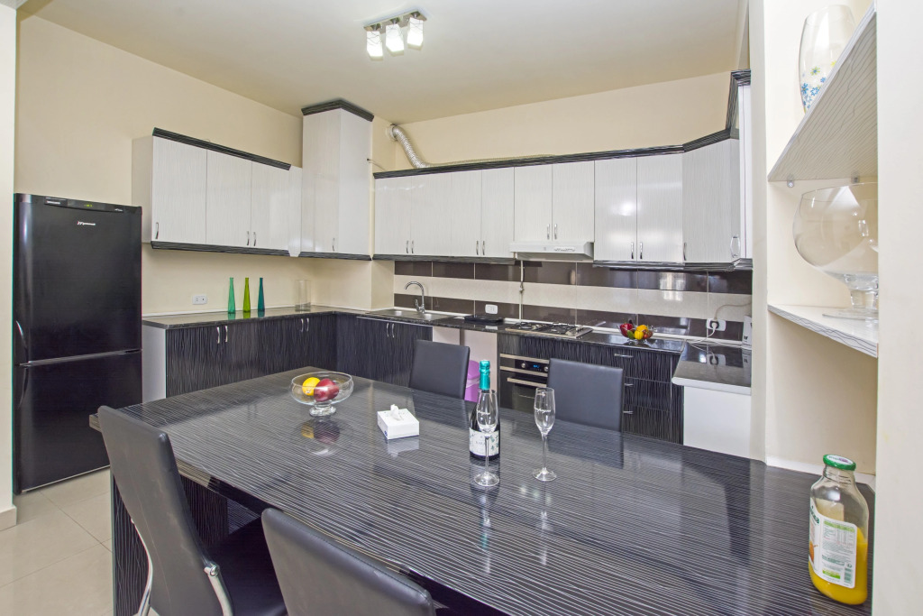 FlatsInYerevan - Apartment At Aram