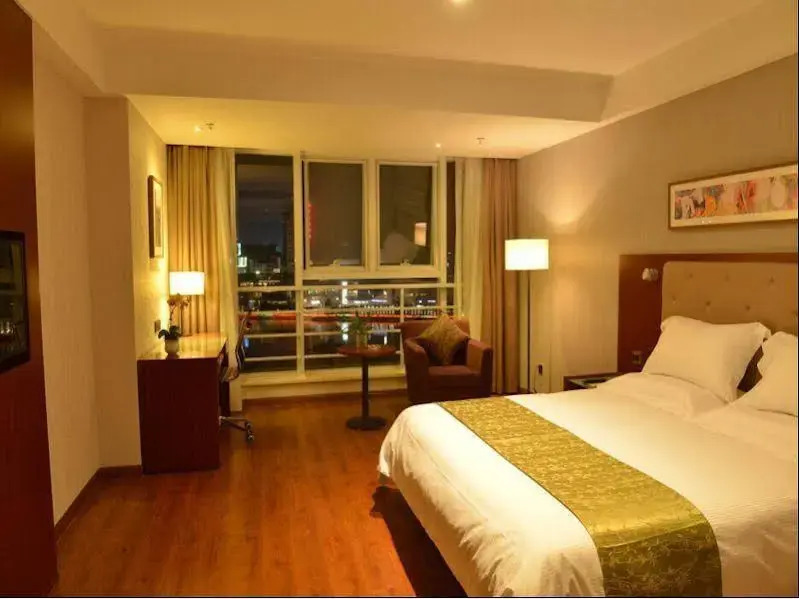 Yitel Ningbo Old Bund Hotel