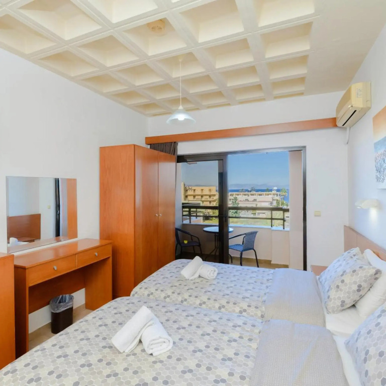 Heleni Beach Hotel