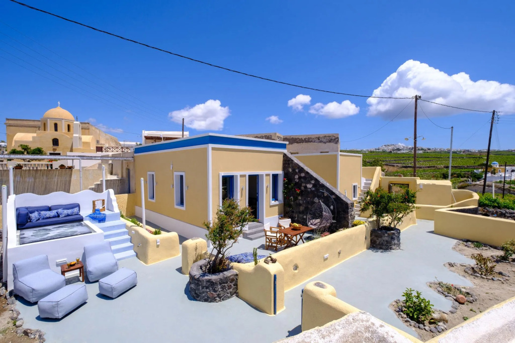 Pasithea Suites