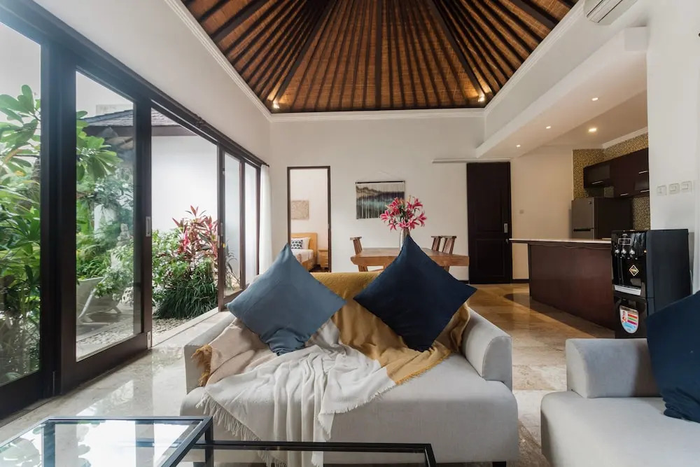 Villa Jade by Maheswara