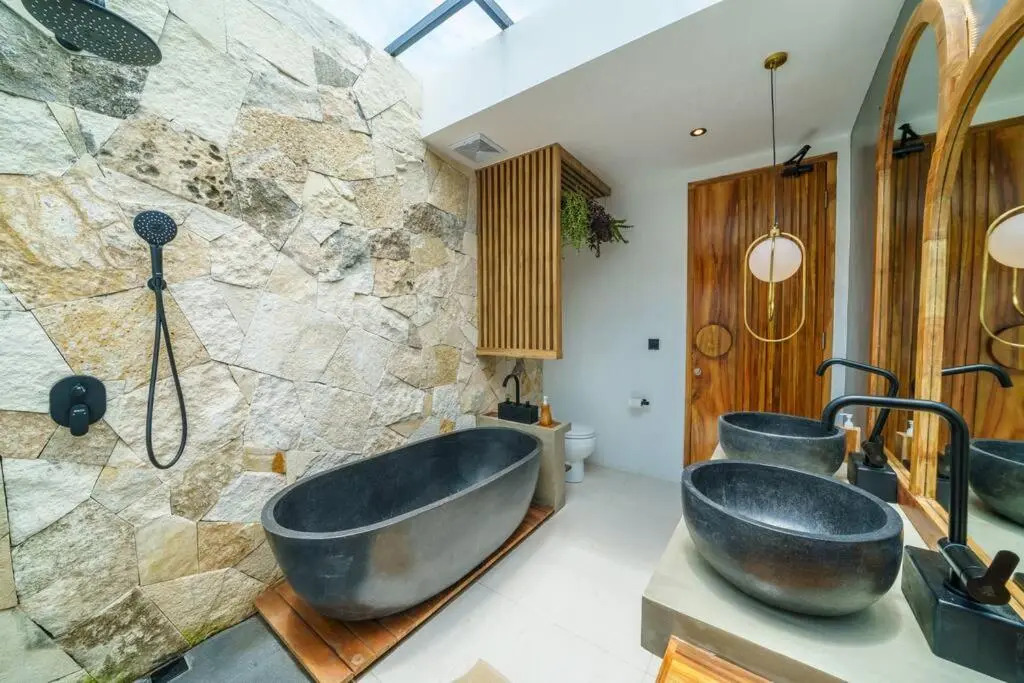 Villa Arunika - Stylish tropical 2BR Villa close to Nyanyi beach