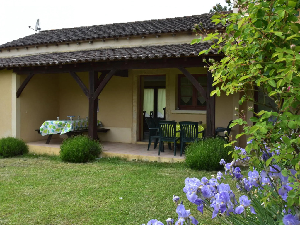 Holiday home with private garden