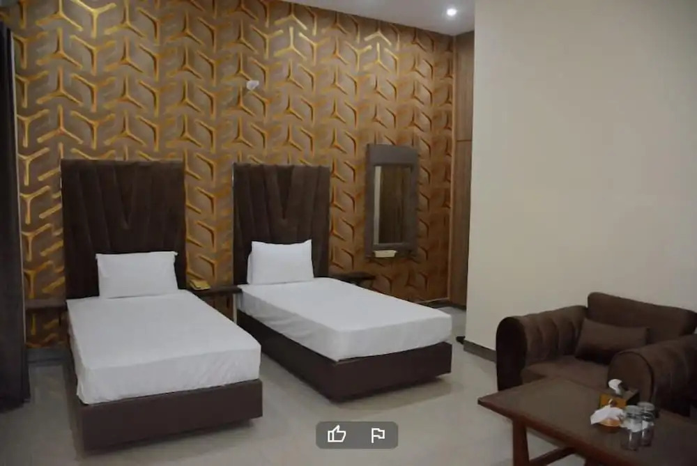Hotel The Taj Multan