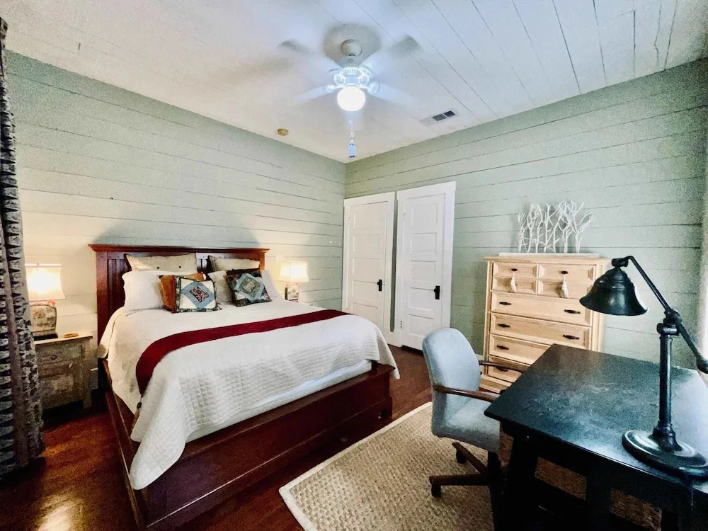 Verdant Red Door Retreat