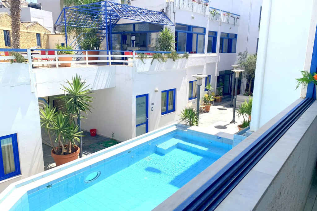 Kassavetis Apartments