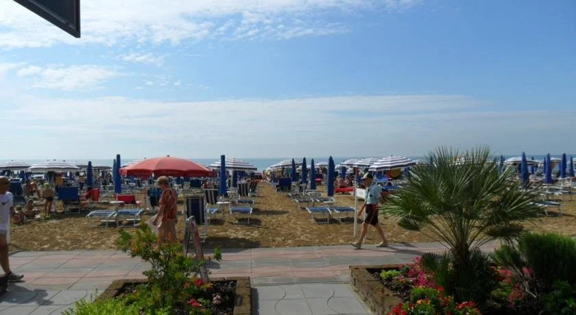 Hotel Telenia