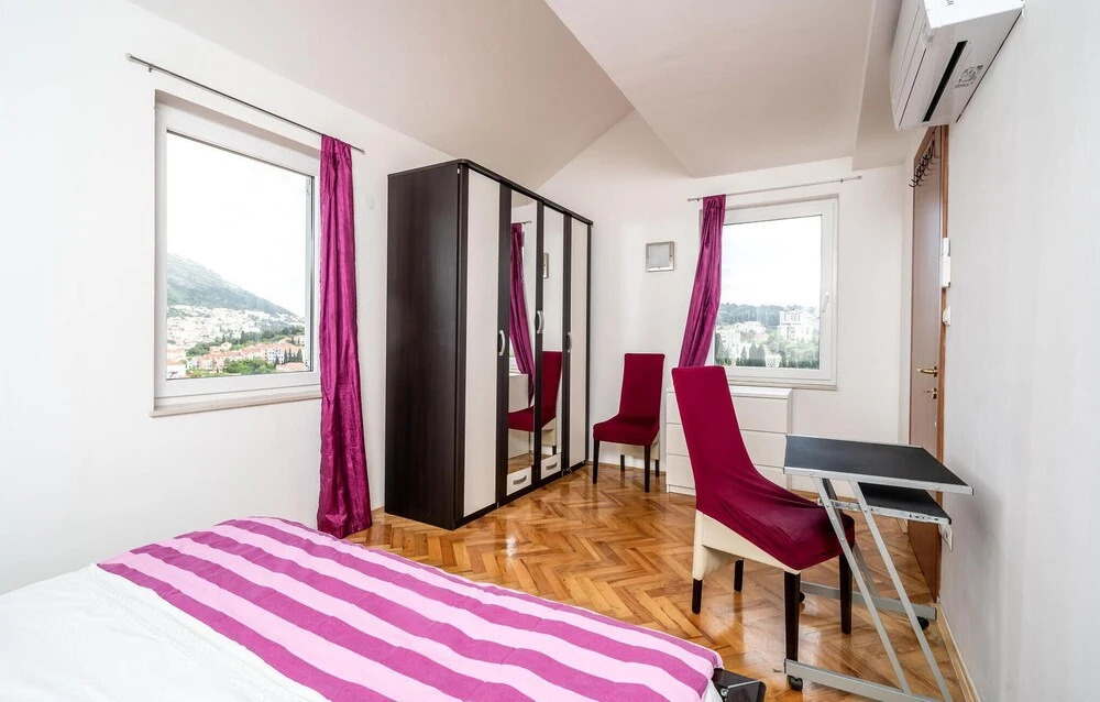 Awesome Apartment in Dubrovnik With Wifi and 2 Bedrooms