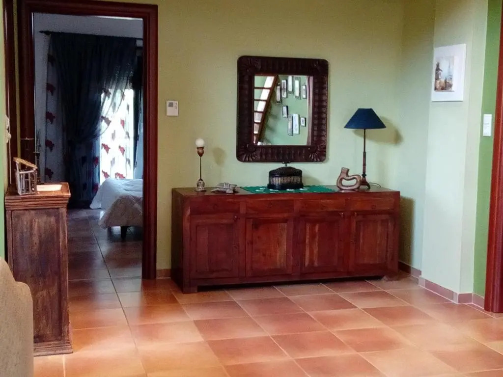 Vicente House