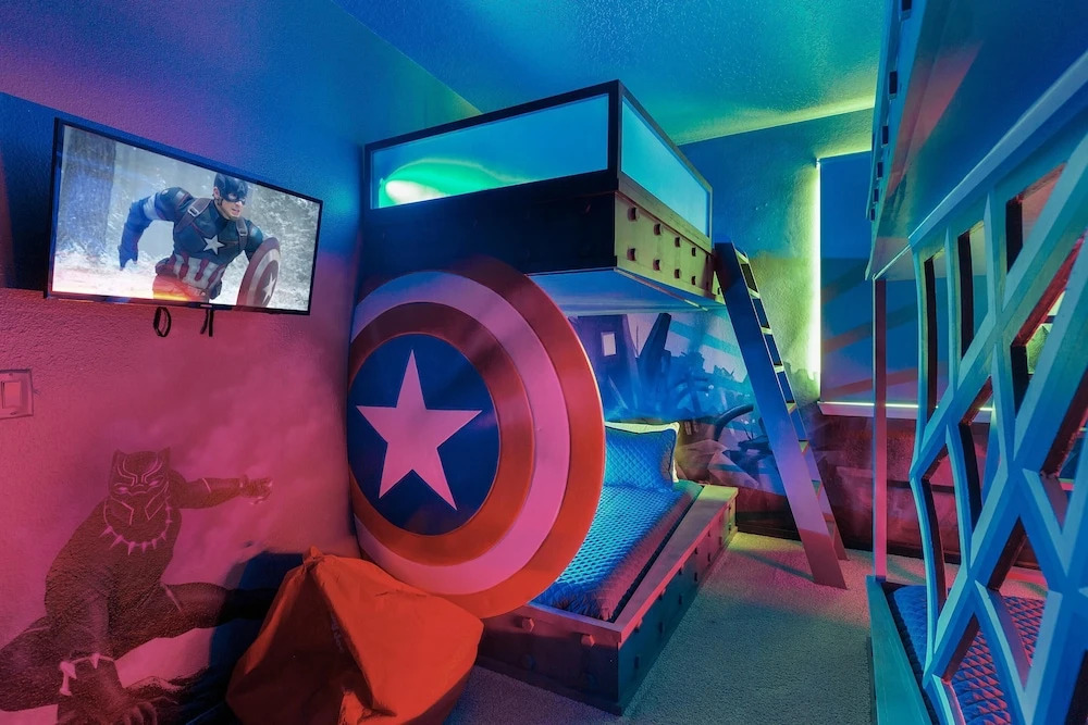 Sr022v: 8 Bed, Avengers, Princesses, Ping Pong, Shuffle Board