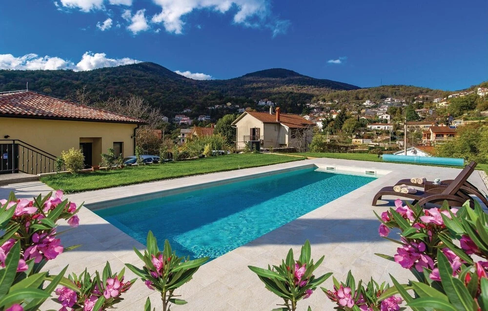 Beautiful Home in Matulji With 3 Bedrooms, Wifi and Outdoor Swimming Pool