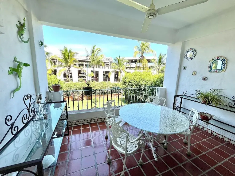 Sunny Apartment In The Heart of the Exclusive Marina Vallarta