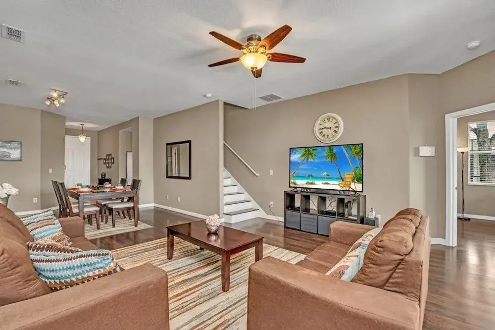 2612tf 5 Bedroom Home by Redawning
