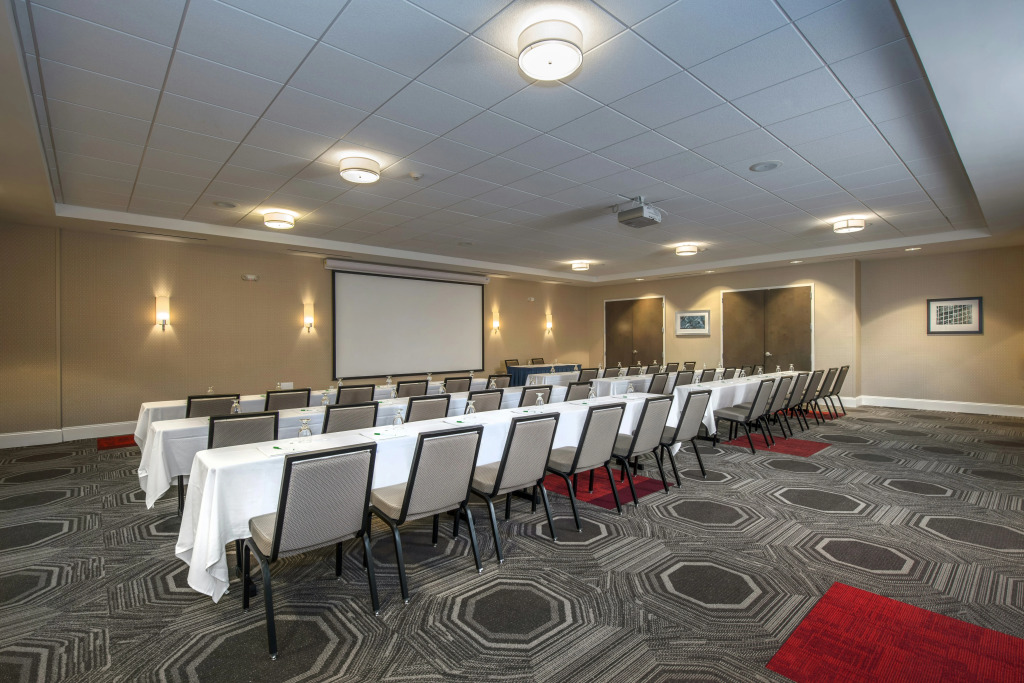 Holiday Inn Charlotte Airport by IHG