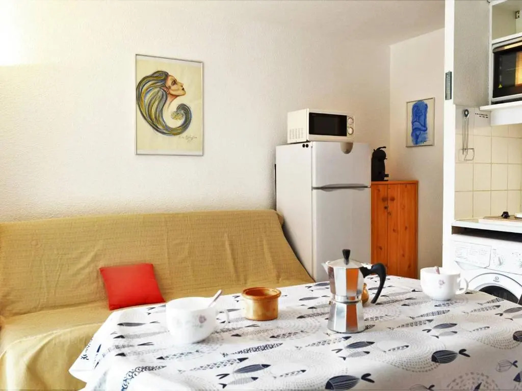 Appartement Le Lavandou, 2 pièces, 4 personnes - FR-1-251-411