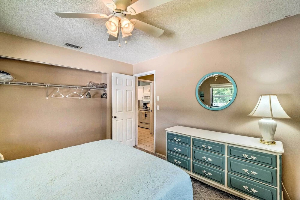 4 Mi to Beaches: Home w/ Lanai & Yard in Venice!