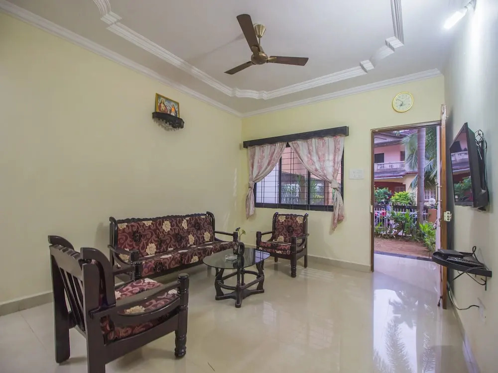 OYO 18628 Home Field View 2BHK Benaulim