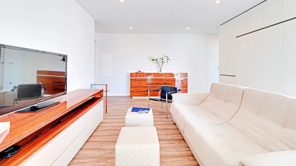 SKY Beach Apartment in Quarteira