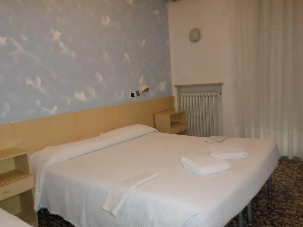 Hotel Ines
