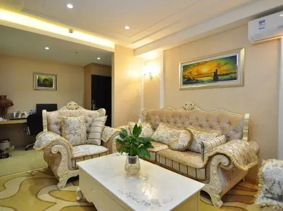 Kunming Jiesheng Hotel (Dianchi Aegean Shopping Park)