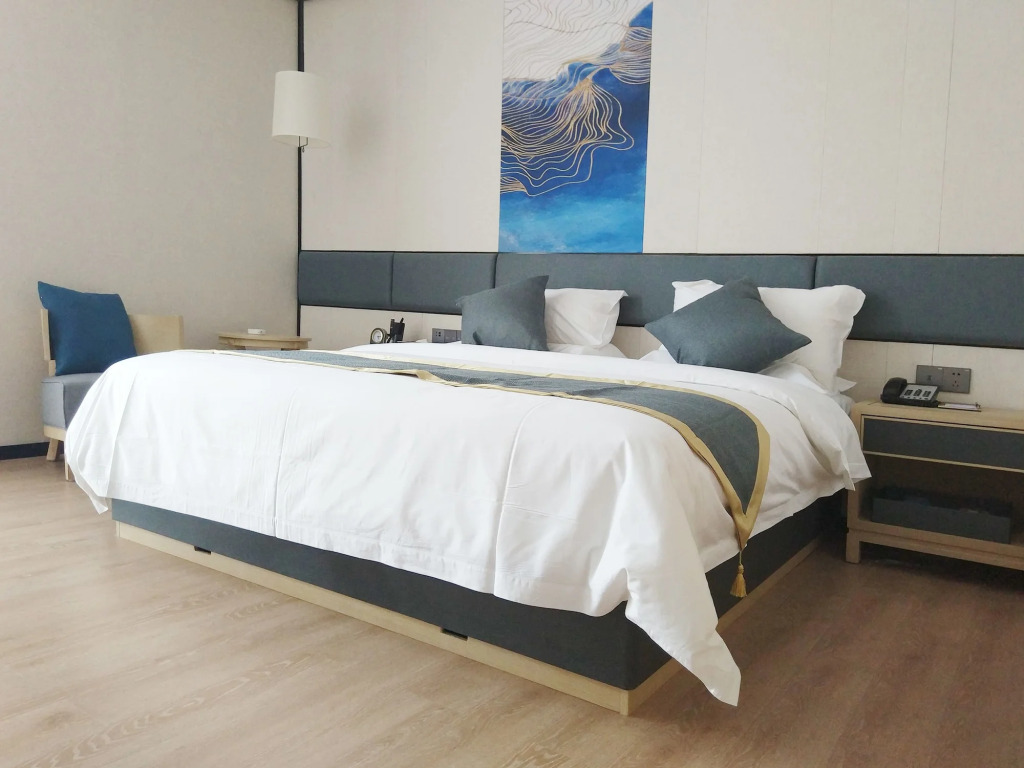 Shatou Hairun Hotel