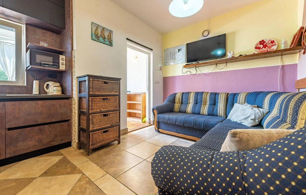 Nice Apartment in Vir With 1 Bedrooms, Wifi and Outdoor Swimming Pool