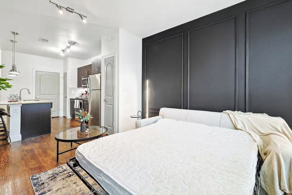 Lux 1B1B with Pool Near Legacy West