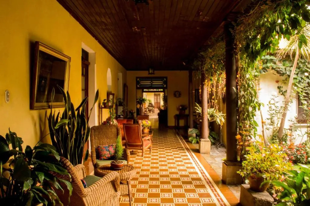 Hotel Aurora