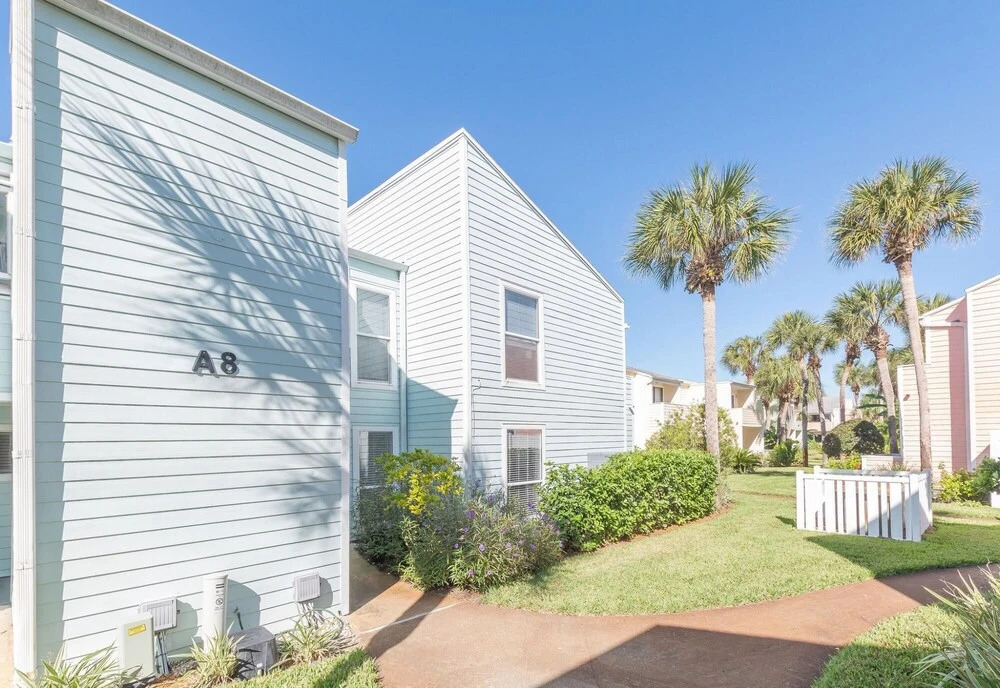 Quail Hollow A8-2d Renovated First Floor 2 Bedroom