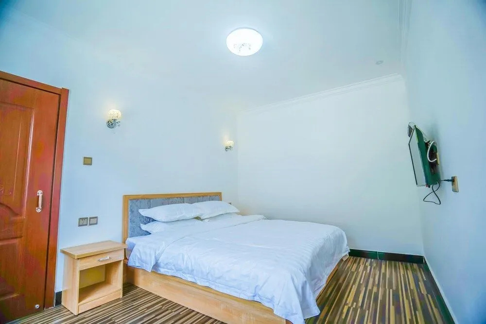Yijie Holiday Hotel  Laishui Sanpo