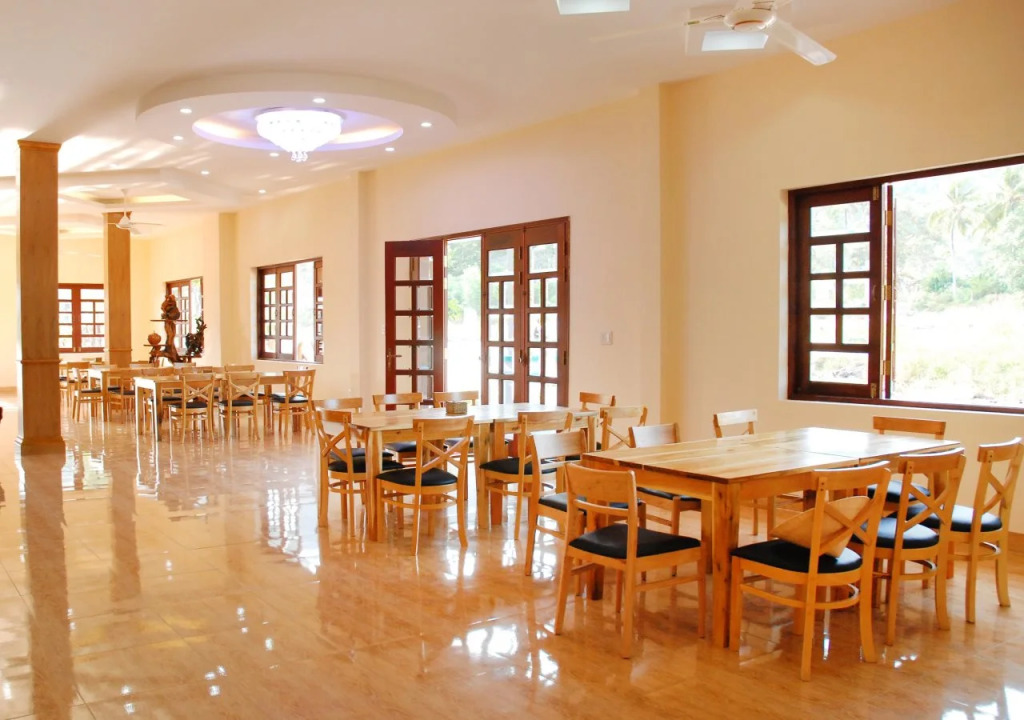 Kinh Bac Hotel