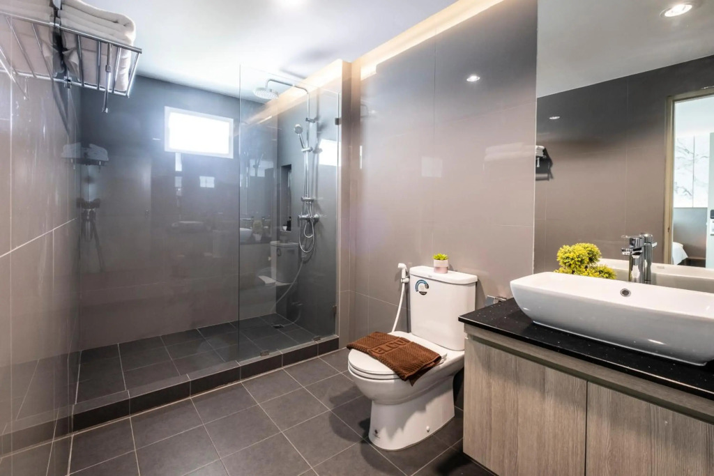 Sinsuvarn Airport Suite Hotel
