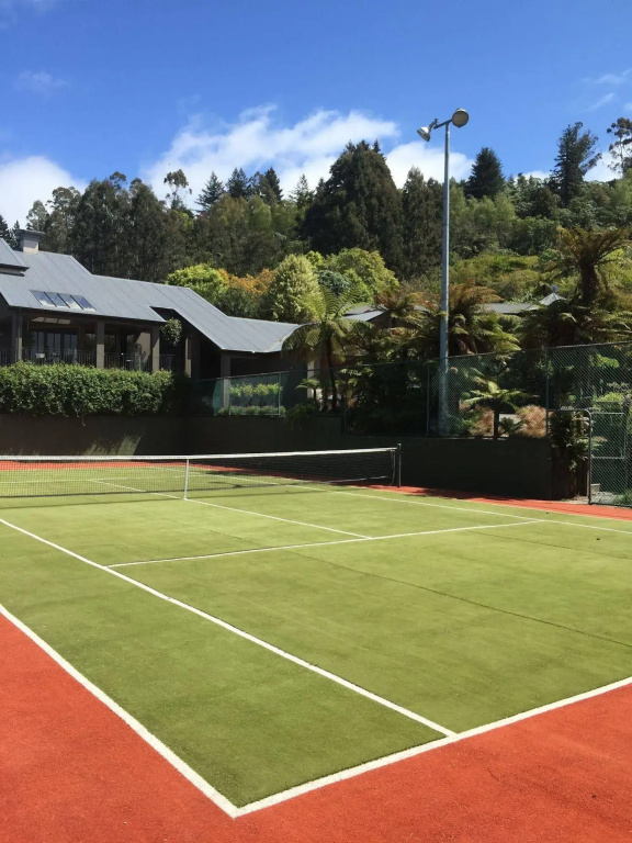 The Flying Trout Boutique Lodge