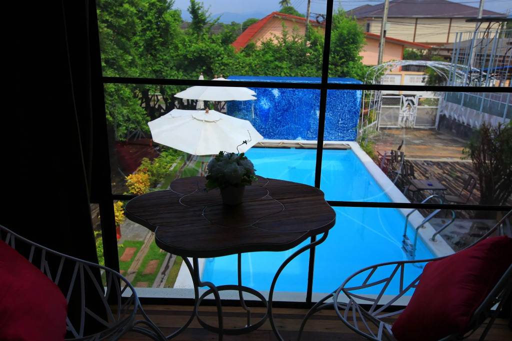 Hy Resort