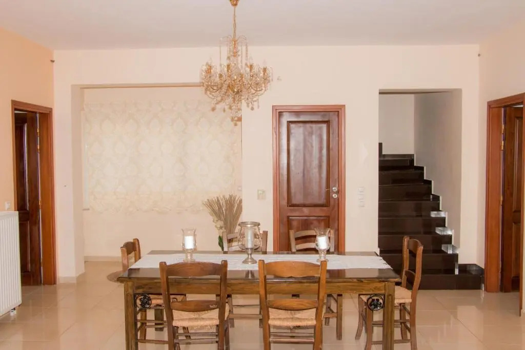 Nista House