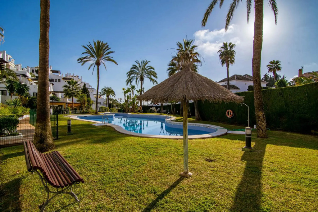 AB2-Aldea Blanca Puerto banus