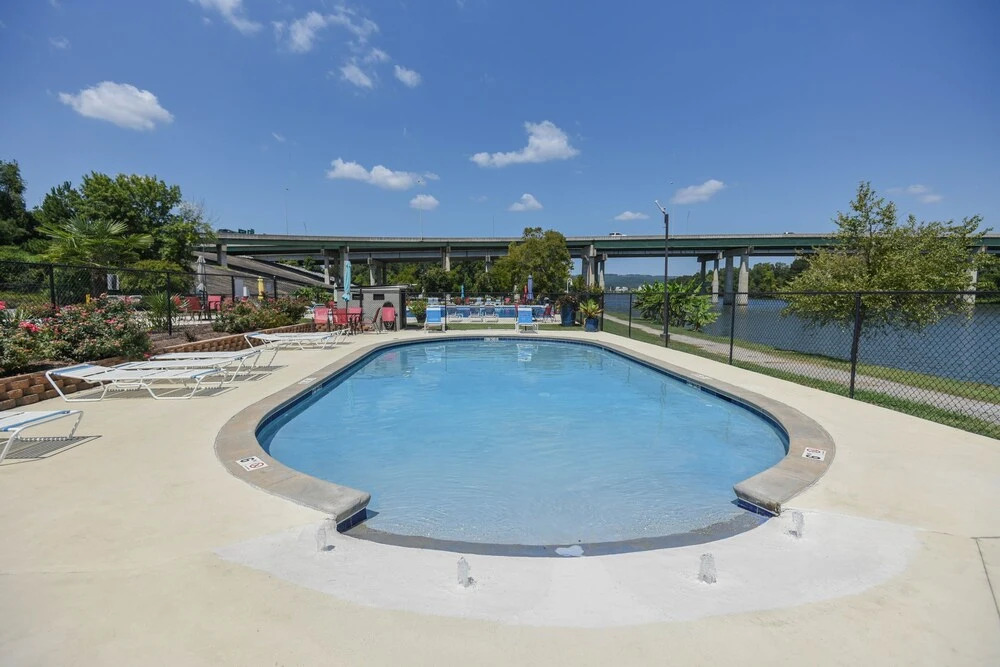 Coosa At River Rocks Landing 1 Bedroom Bungalow
