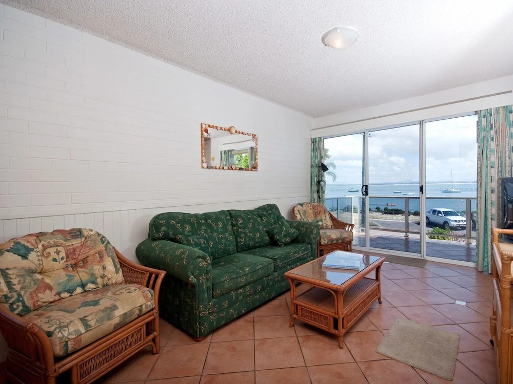 Shoal Bay Road, Castaways, Unit 04, 17