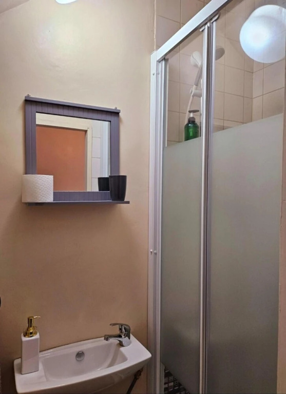 Spacious,luxury, Near City Center, Free Parking
