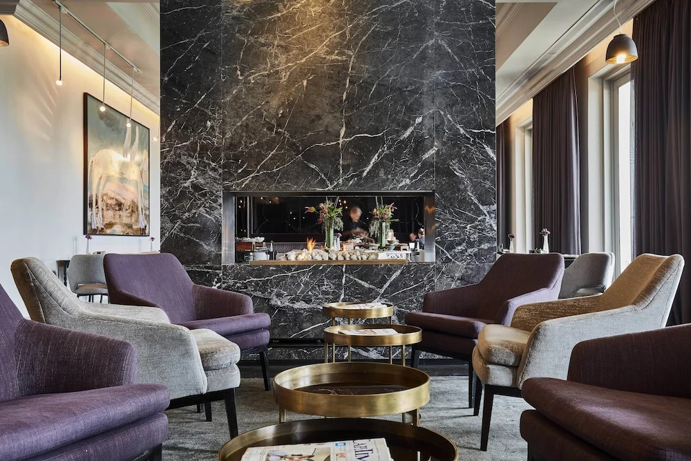 Queen Victoria Hotel by NEWMARK