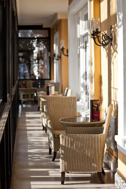 Norfolk Royale Hotel
