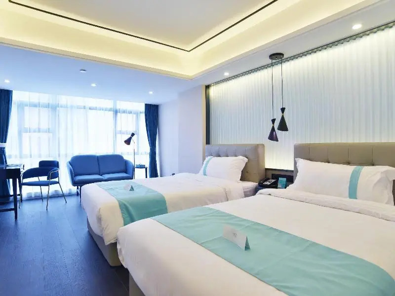 Xana Hotelle Wuhan Lingjiao Lake Wanda Plaza Branch